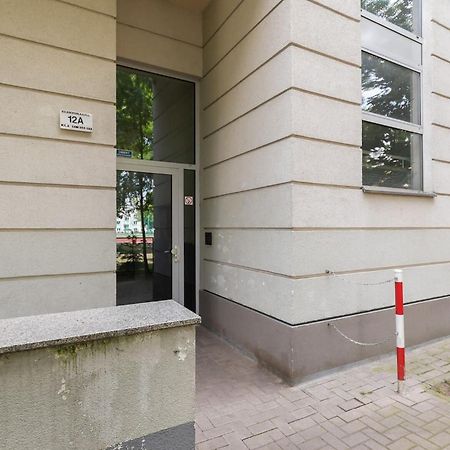 Elektoralna 12A - Colorful Apartment With Balcony By Noclegi Renters Варшава Экстерьер фото