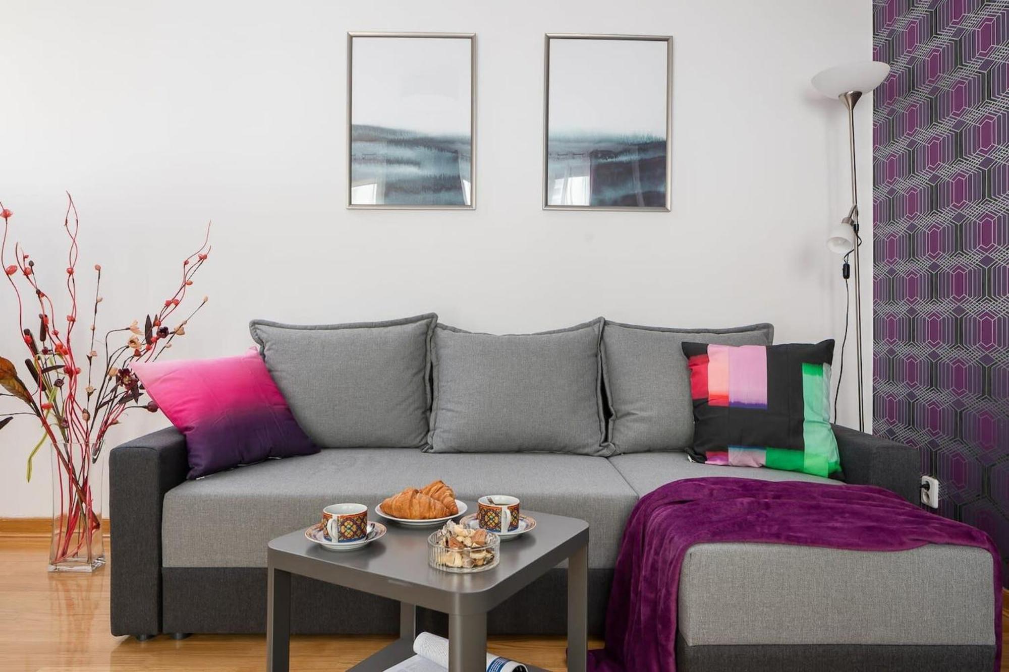 Elektoralna 12A - Colorful Apartment With Balcony By Noclegi Renters Варшава Экстерьер фото